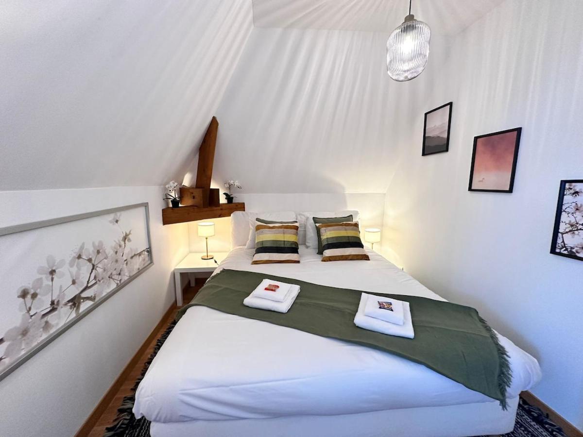S Bayleved'Air Duplex Vue Chateau, Balneo Et Sauna Sedan Εξωτερικό φωτογραφία