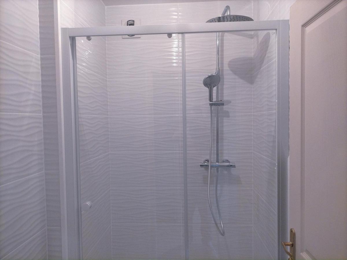 S Bayleved'Air Duplex Vue Chateau, Balneo Et Sauna Sedan Εξωτερικό φωτογραφία