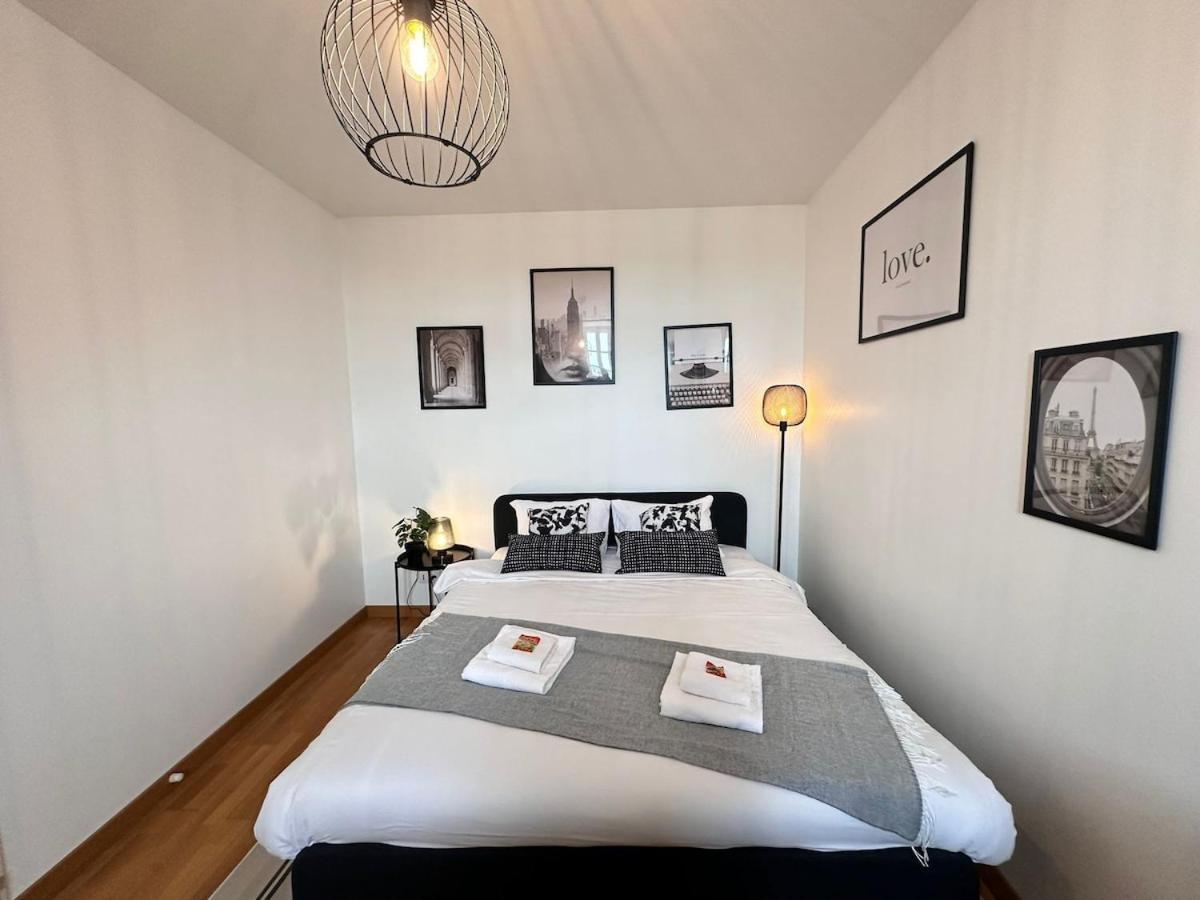 S Bayleved'Air Duplex Vue Chateau, Balneo Et Sauna Sedan Εξωτερικό φωτογραφία