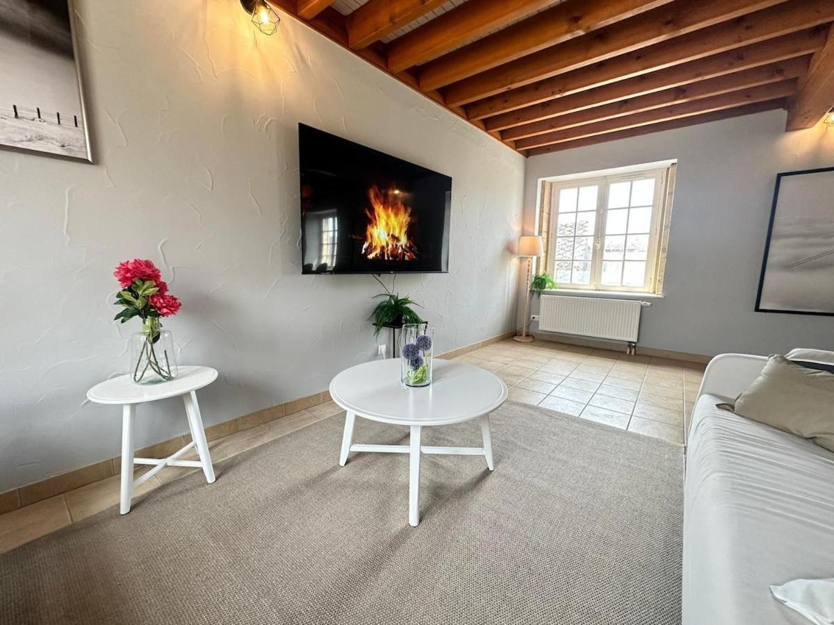 S Bayleved'Air Duplex Vue Chateau, Balneo Et Sauna Sedan Εξωτερικό φωτογραφία