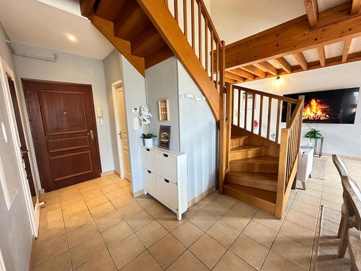 S Bayleved'Air Duplex Vue Chateau, Balneo Et Sauna Sedan Εξωτερικό φωτογραφία