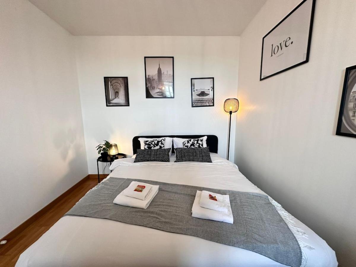 S Bayleved'Air Duplex Vue Chateau, Balneo Et Sauna Sedan Εξωτερικό φωτογραφία