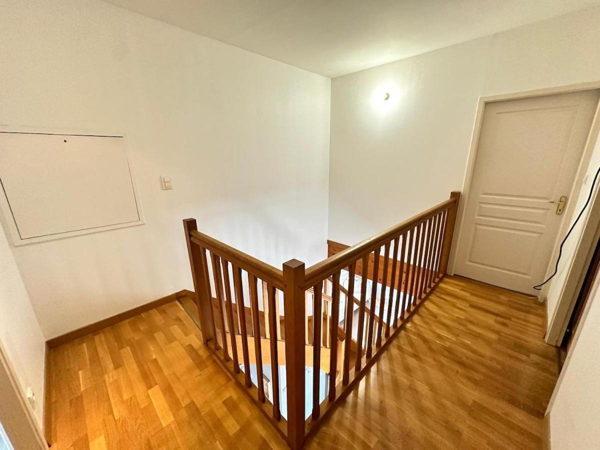 S Bayleved'Air Duplex Vue Chateau, Balneo Et Sauna Sedan Εξωτερικό φωτογραφία