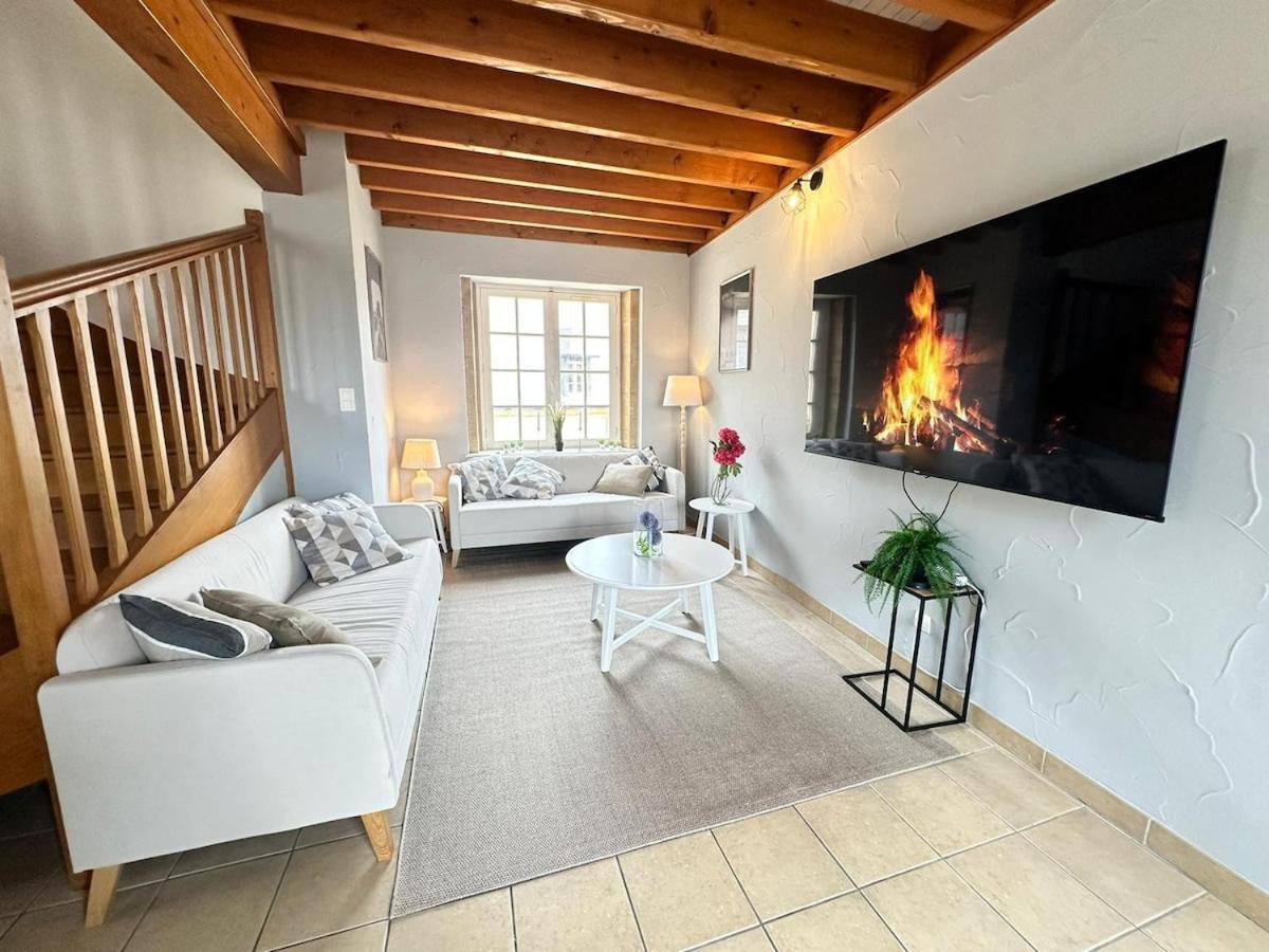 S Bayleved'Air Duplex Vue Chateau, Balneo Et Sauna Sedan Εξωτερικό φωτογραφία