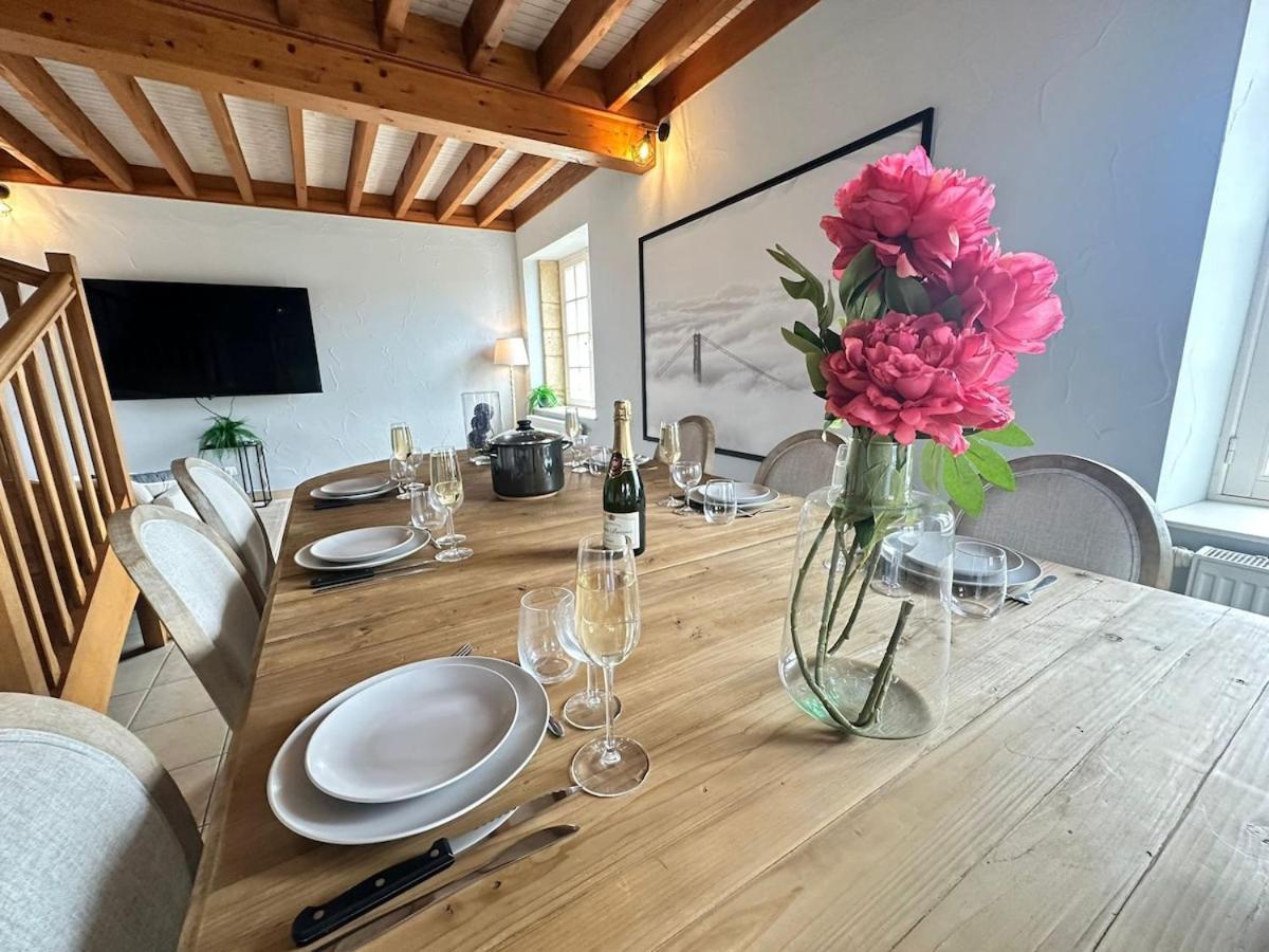 S Bayleved'Air Duplex Vue Chateau, Balneo Et Sauna Sedan Εξωτερικό φωτογραφία